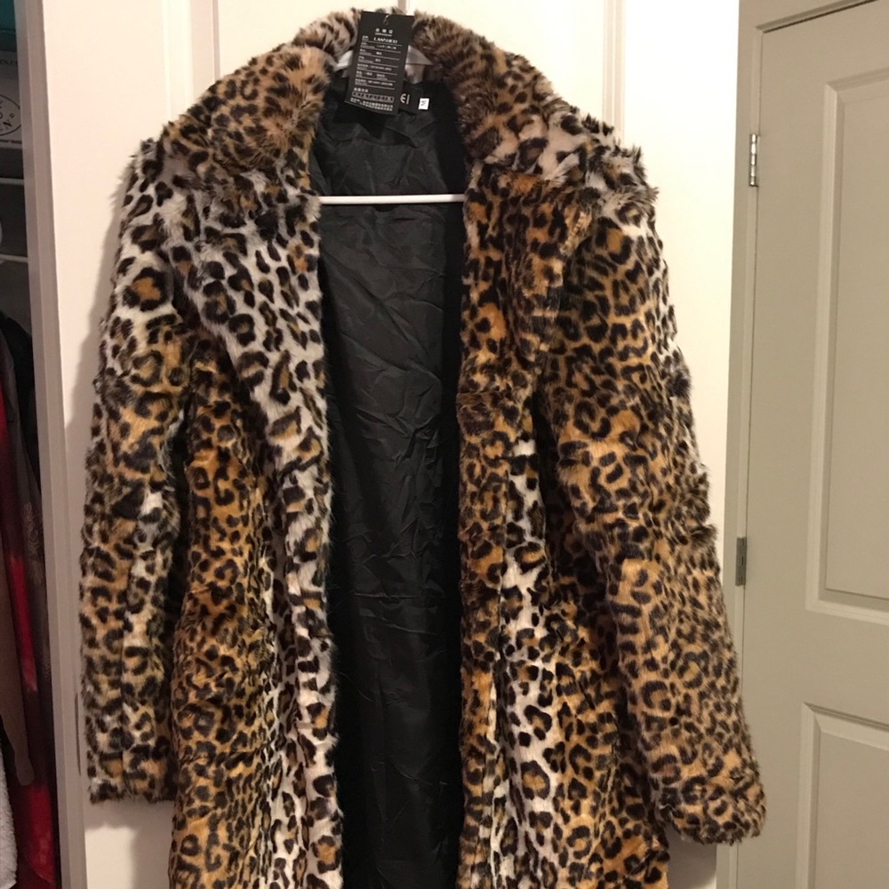 Leopard coat